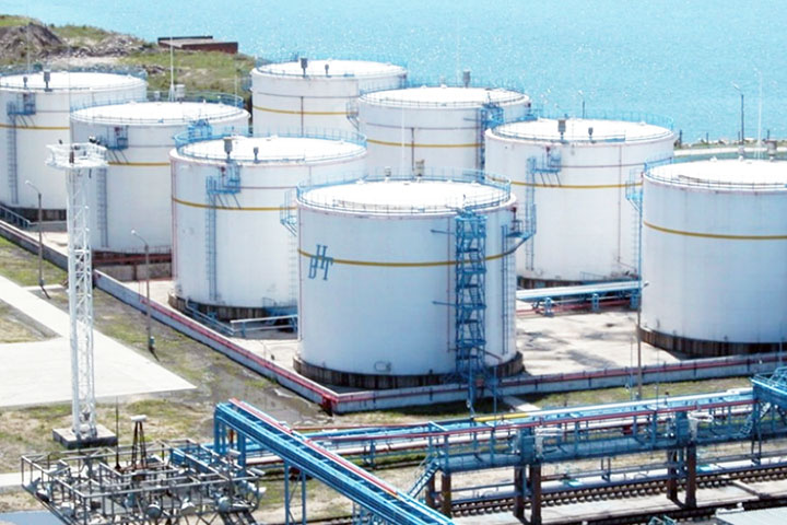 l'industrie Pétrolière Et Gazière Tanks